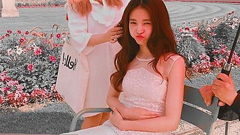 秦霄贤的“吃瓜”大变脸：从不认字到圈内焦点🤔